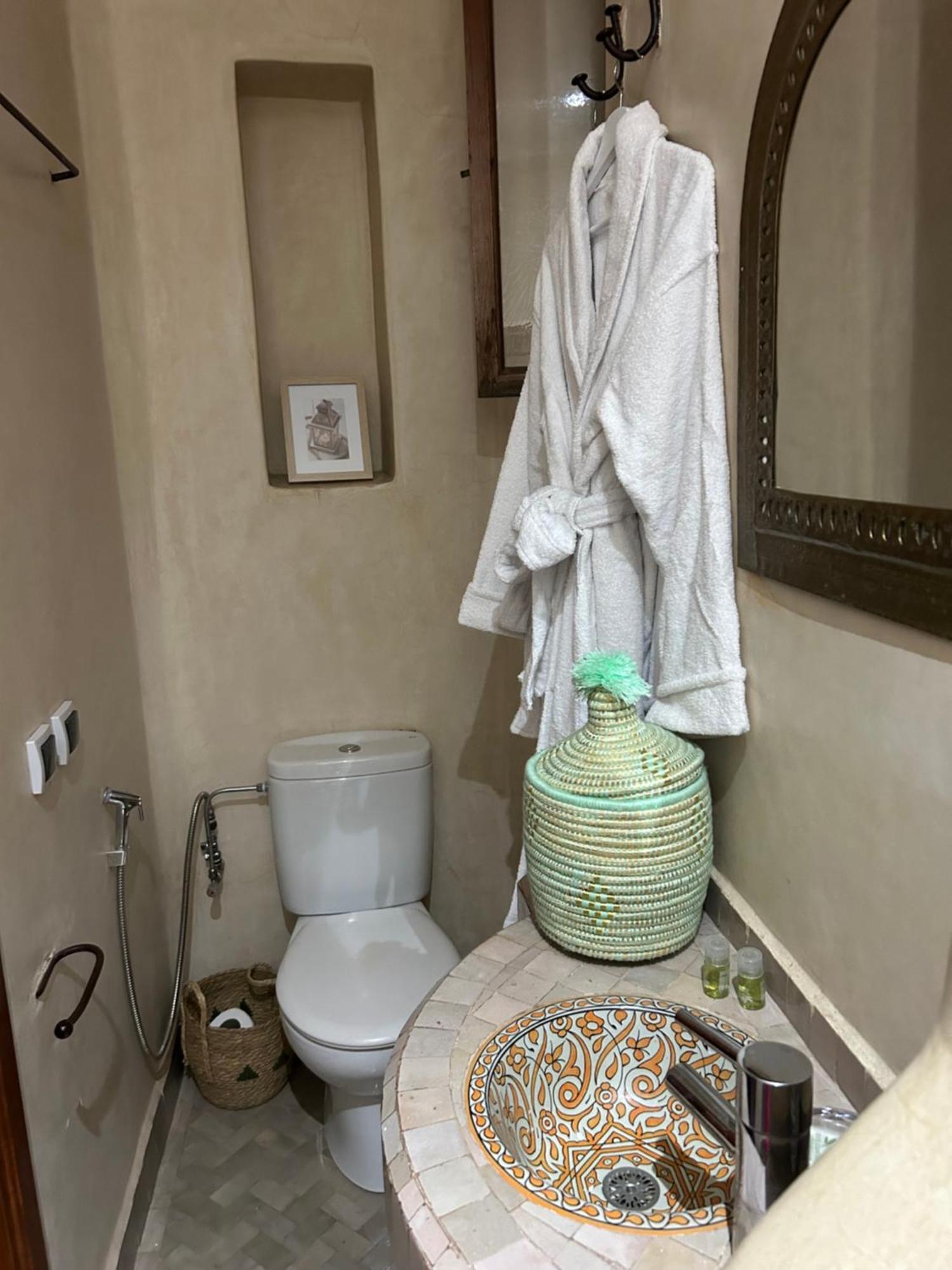 Riad Amazing Amazigh Avec Jacuzzi Petit Dejeuner Compris Avec Aussi Chambres Familiales Pres De La Place Jemaa El Fna Marakéš Exteriér fotografie