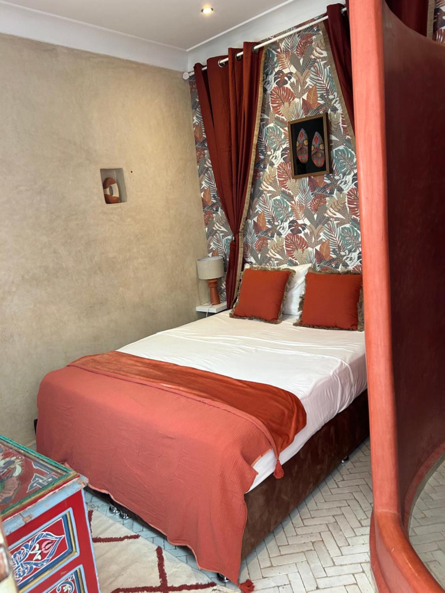 Riad Amazing Amazigh Avec Jacuzzi Petit Dejeuner Compris Avec Aussi Chambres Familiales Pres De La Place Jemaa El Fna Marakéš Exteriér fotografie