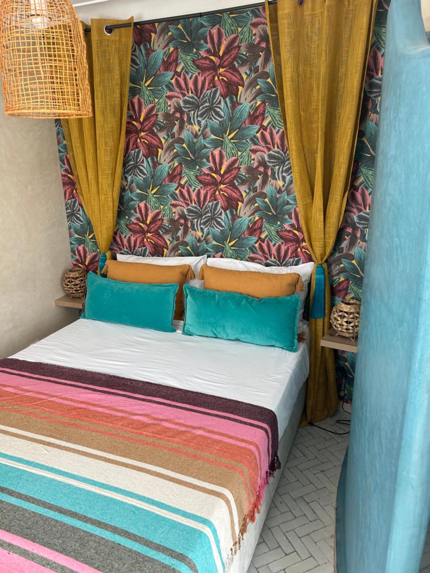 Riad Amazing Amazigh Avec Jacuzzi Petit Dejeuner Compris Avec Aussi Chambres Familiales Pres De La Place Jemaa El Fna Marakéš Exteriér fotografie